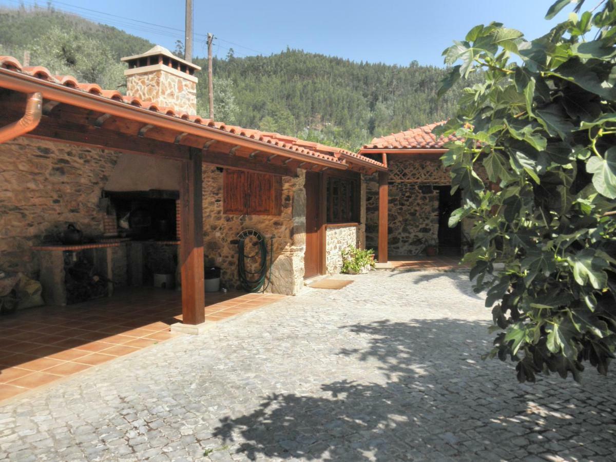 Casa Velha Villa Фигейро дос Виньос Екстериор снимка